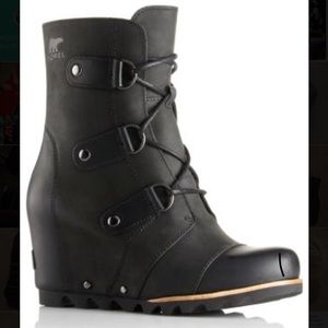 NEW - SOREL - Joan of Arc, wedges (size 6.5/Black)